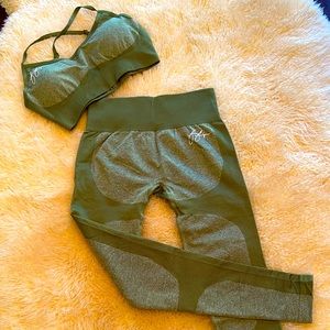 Athletic workout wear